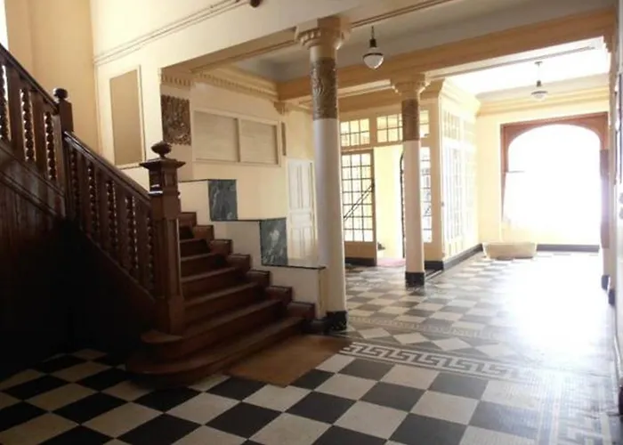 Biarritz's Centre Биарриц